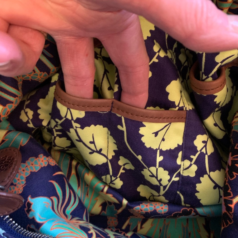 Weekender Bag - Picture 11 of 13